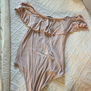 Off shoulder pink bodysuit